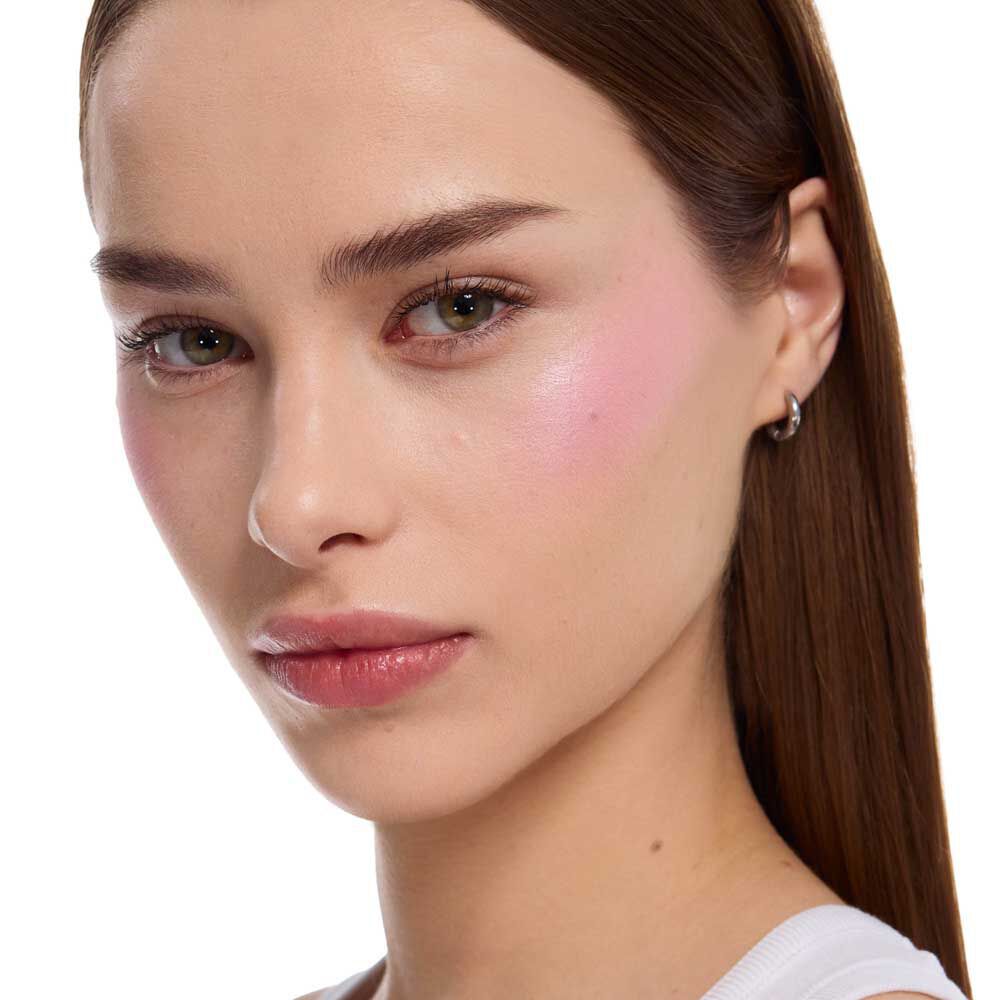 Make Me Blush Bold Blurring Blush