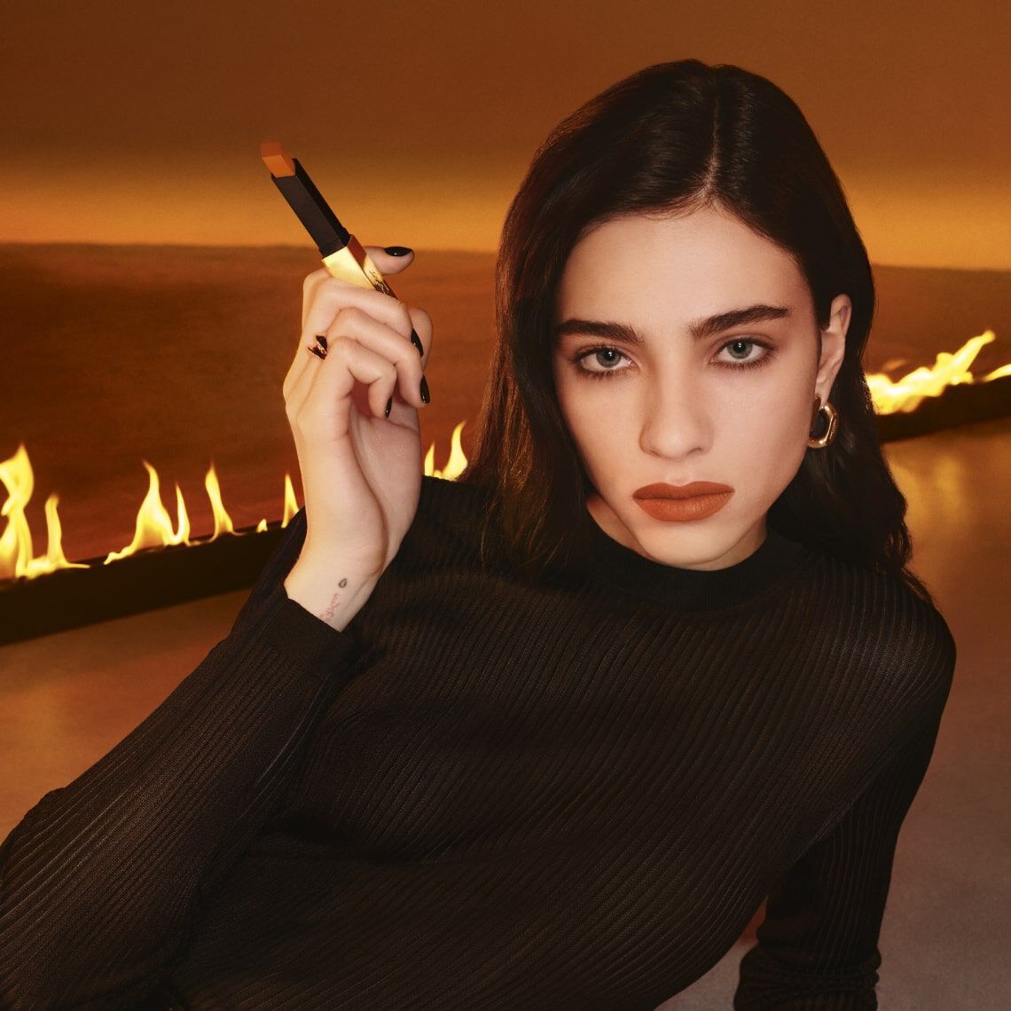 Rouge Pur Couture The Slim Velvet Radical | YSL Beauty Malaysia