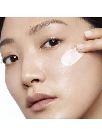 Top Secrets Instant Tone Up Lavender Yves Saint Laurent Beauté