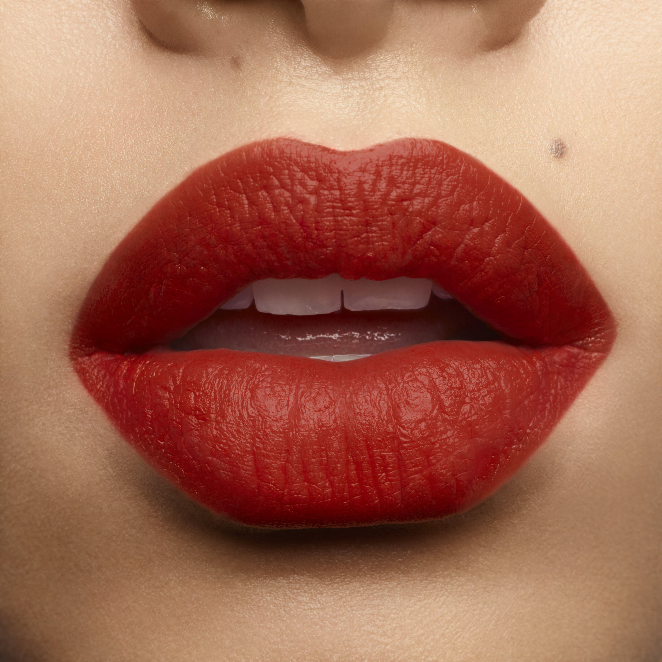 ROUGE PUR COUTURE THE SLIM VELVET RADICAL