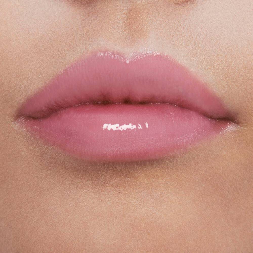 Indulge in Next Level Shine with YSL Loveshine Candy Glow