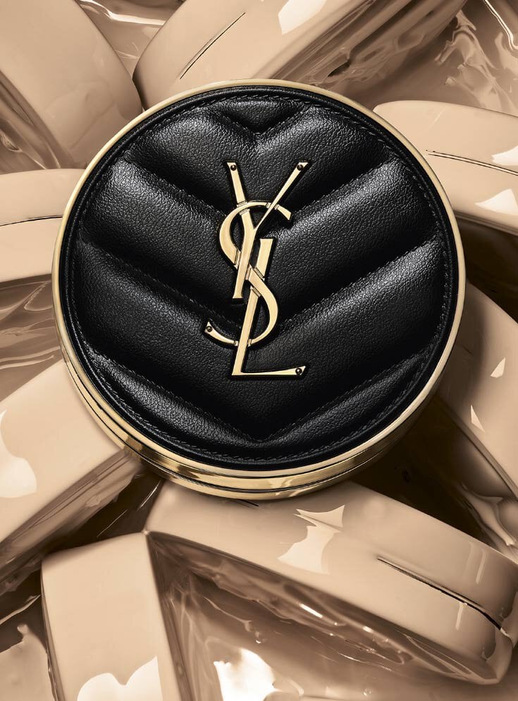 YSL Le Cushion Encre de Peau cushion foundation compact emphasizing luminous finish with neo skin powder